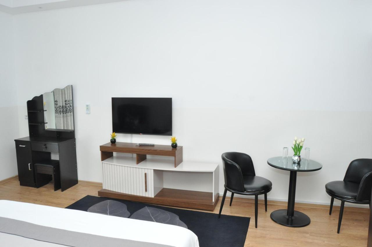 Hotel Sky Blue Mada Alasora ภายนอก รูปภาพ
