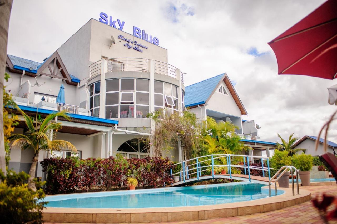 Hotel Sky Blue Mada Alasora ภายนอก รูปภาพ