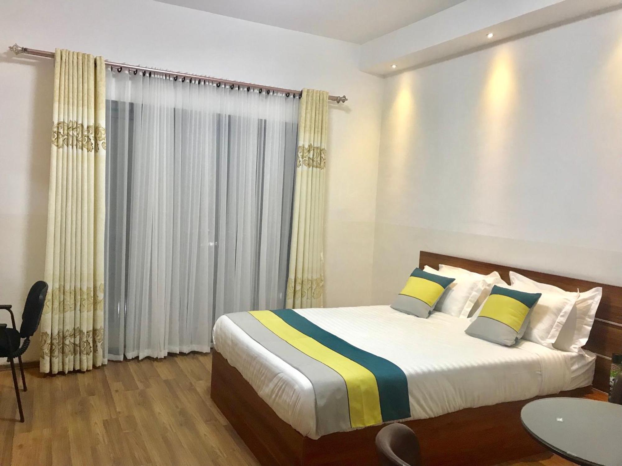 Hotel Sky Blue Mada Alasora ภายนอก รูปภาพ