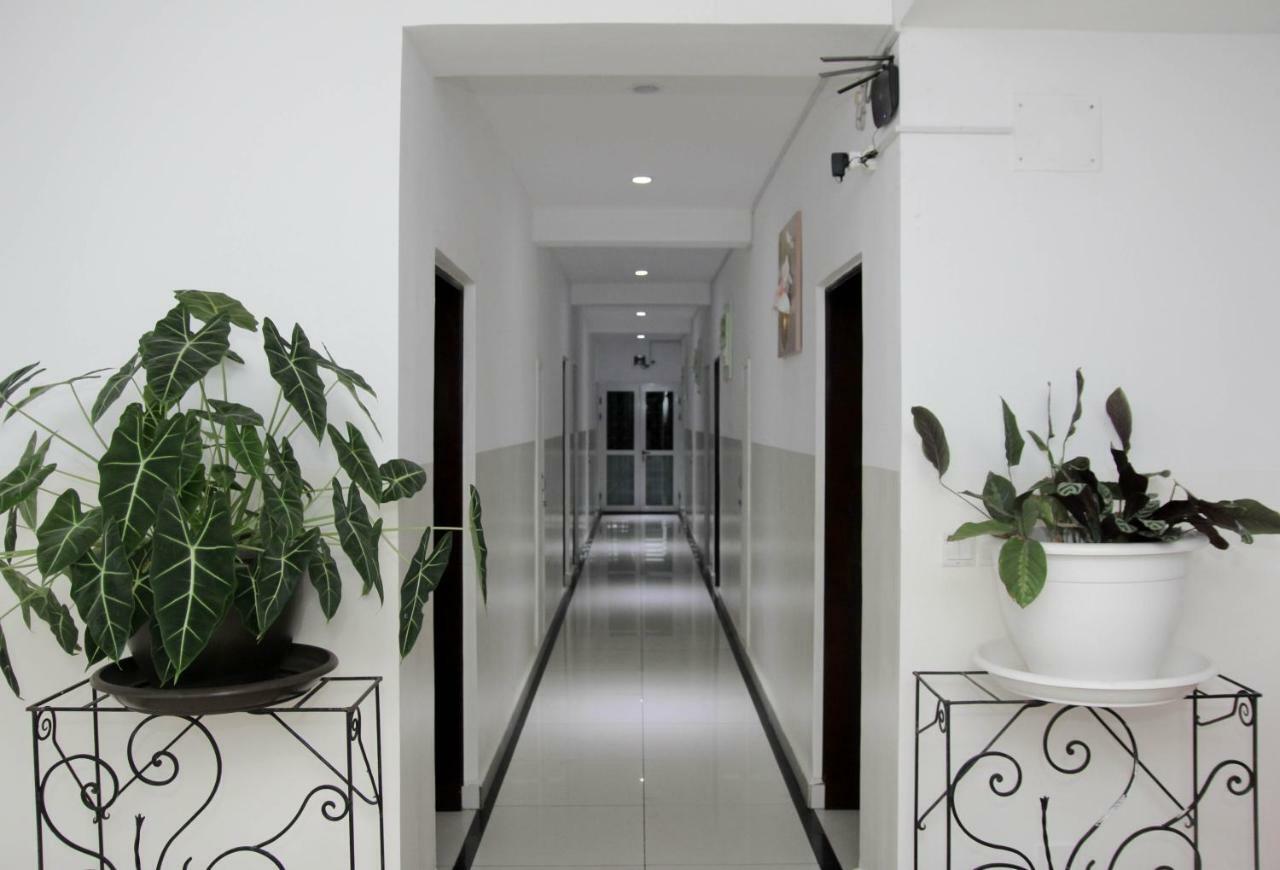 Hotel Sky Blue Mada Alasora ภายนอก รูปภาพ